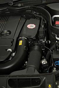 DIY C180CGI K&amp;N Air Filter Replacement-intake-air-filter-compartment.jpg