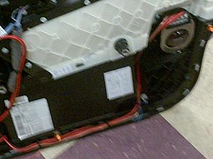 W204 Third Party Component Speaker Upgrade-crossover-mount.jpg