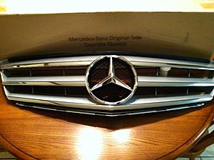 FS: Sport Grille, iPod Cable, Matte Black Grille-grille3.jpg