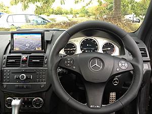 C63 Steering wheel comes in today!-img_0879s.jpg