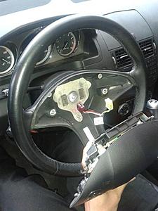 DCTMS new product W204 AMG steering wheel for W204 early C300 C350 3 spokes model-w204-conversion-1-.jpg