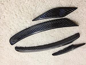 FS-W204 Carbon Rear Fender Arches...-c300-carbon-archs-close-up.jpg