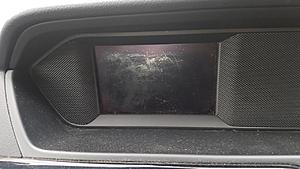 Mercedes C200 scrathed navigation display-image-0-02-05-a48234dac6c2863a030612a8f2de4fff72c6be513c0a8ff3f9c70224d8d4829a-v.jpg