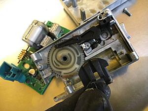 ESL Steering lock motor replacement *lots of pics*-i5h4dnwl.jpg