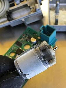 ESL Steering lock motor replacement *lots of pics*-3b4pqbnl.jpg