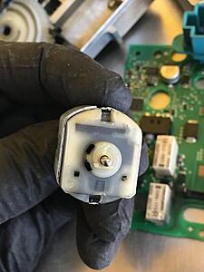 ESL Steering lock motor replacement *lots of pics*-r04qfaol.jpg