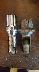 Put on chrome 14x1.5 lug bolts and car would not move.-qg1oprl.jpg