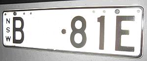 Question for Australian Owners.-rear-plate-1.jpg