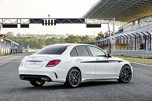 New Exclusive AMG Accessories for the C-Class-15c825_08.jpg