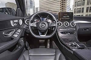 Shiny plastic sentre console, collecting fingerprints-2015-mercedes-benz-c300-4matic-cockpit_zpsbjkndhce.jpg