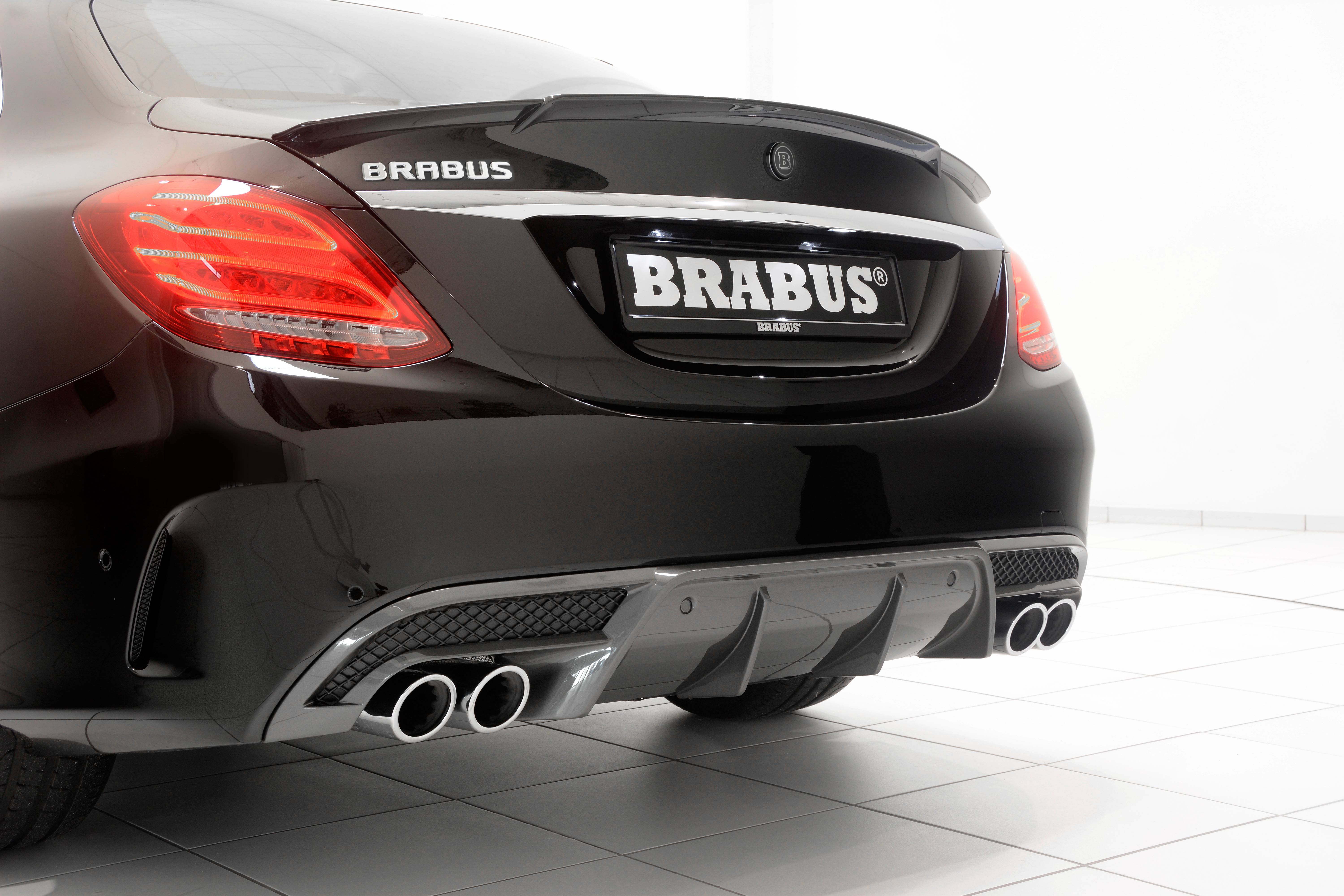 https://mbworld.org/forums/attachments/c-class-w205/394521d1501524762-3wd-brabus-w205-tuning-package-c-classw2056_zps759e89d9.jpg