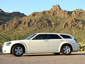 New Video of 2012 CLS63 AMG from LA Auto show.-8586-2005-dodge-magnum.jpg