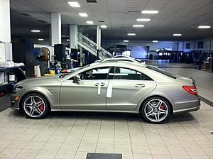 CLS63 with P89 package (Performance Center Edition)-side.jpg
