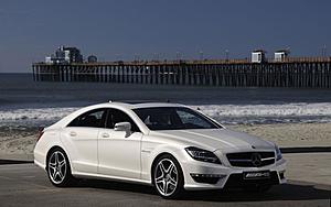 CLS63AMG Arrives tomorrow-2012-mercedes-benz-cls63-amg-front-right-side-view-parked.jpg