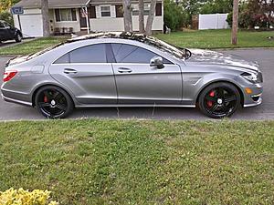 LEASE TAKE OVER: 2012 CLS63 PP OE TUNED WITH INCENTIVE$$-sideview-3.jpg