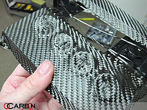 My fading side mirrors from MAcarbon-ocarbon-9017.jpg