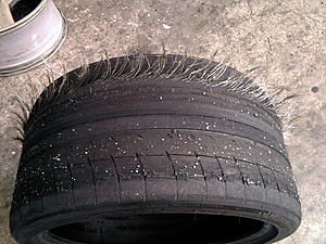 After doughnut and burnout-p080501003.jpg