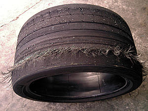 After doughnut and burnout-p080501004.jpg