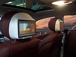 anyone add dvd into head rest?-cls-070.jpg