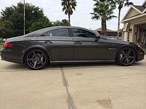 CLS55 IWC with 20inch Incurve IC-M7 Matte Black lowered with Renntech ELM-image.jpg