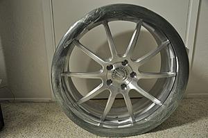 FS: 20&quot; 360 Forged SL10 (new in boxes)-dsc_0059.jpg