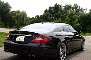 OFFICIAL W219 CLS AMG Picture Thread (2004-2010)-rear-pass-driveway.jpg