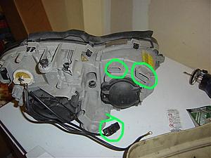 02 C32 and Depo headlamps-back_euroxenon.jpg