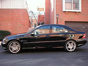 just dropped with H &amp; R coilovers... pictures, and everything else you want to know-c32-spoiler-thanksgiving-2005-013.jpg
