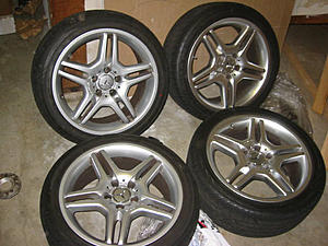 AMG TWIN SPOKE W211 /tires-amg1.jpg