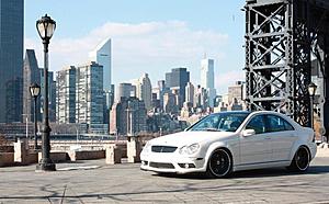 BLACKROOFS CUSTOM WIDEBODY KIT C55 AMG-city-1.jpg