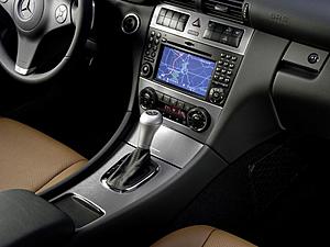 Cupholder, any remove and do something useful?-mercedes_clc_class040.jpg