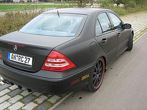 Murdered out C32-img_1275.jpg