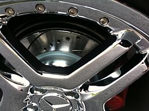 New Crossed drilled and slotted rotors installed-rear-cd-s.jpg