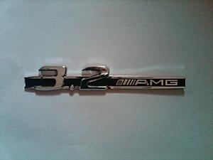 Debadging?-32.-amg-badges.jpg