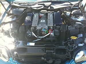 CRACKED ENGINE COVER! COOLANT GONE! SCARY STUFF! HAPPENED TO ANYONE ELSE? :)-engine-bay.jpg