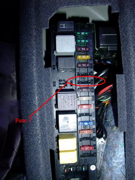 Aftermarket Amp but missing Fuse 7 at Rear SAM ... fuse box connection missing 