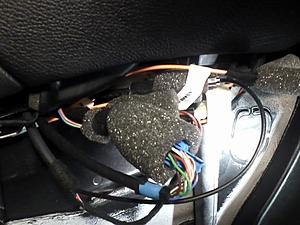 OEM Bluetooth Installation Complete-w203_trans_cables_out.jpg