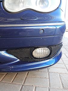 C32 AMG lower bumper spotlight grill-grill2_zpsei0oomb0.jpg