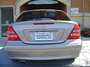quality of formymercedes spoiler-dsc00746.jpg