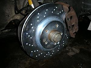 drilled rotors install-c43-rear-262.jpg