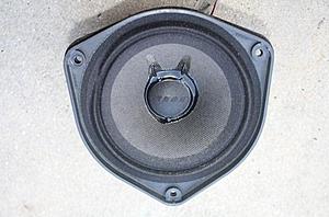 Removing front door speakers?-2000_hvc_2.jpg