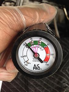 AC center vents-ac-recharge-gauge.jpg
