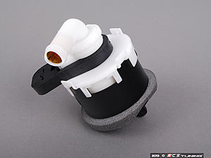 Fuel Tank sender units &amp; Strainer-fuel-shut-off-valve.jpg