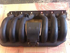 The Part number for a intake manifold-a1041404501.jpg