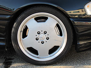 started tear down for paint-d1c1b70ccc96a54e7fffb761dc487550_zps999a8b29.jpg