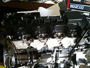 started tear down for paint-c43-valvecover.jpg