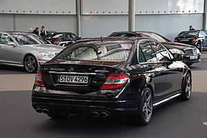 Black c63 at Delivery Center Stuttgart Dec 07-c63-rear.jpg