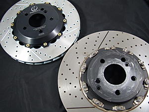 Pics of 2 piece rotors installed on my C63-dsc09396.jpg