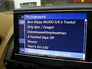 Ipod on Command Screen?-w204uci_2.jpg