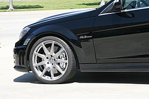 Teaser pic - my new wheels be installed on Sat-img_0665.jpg